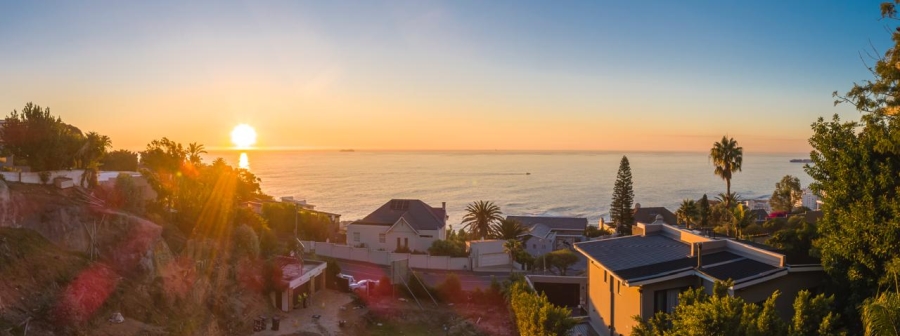 5 Bedroom Property for Sale in Bantry Bay Western Cape